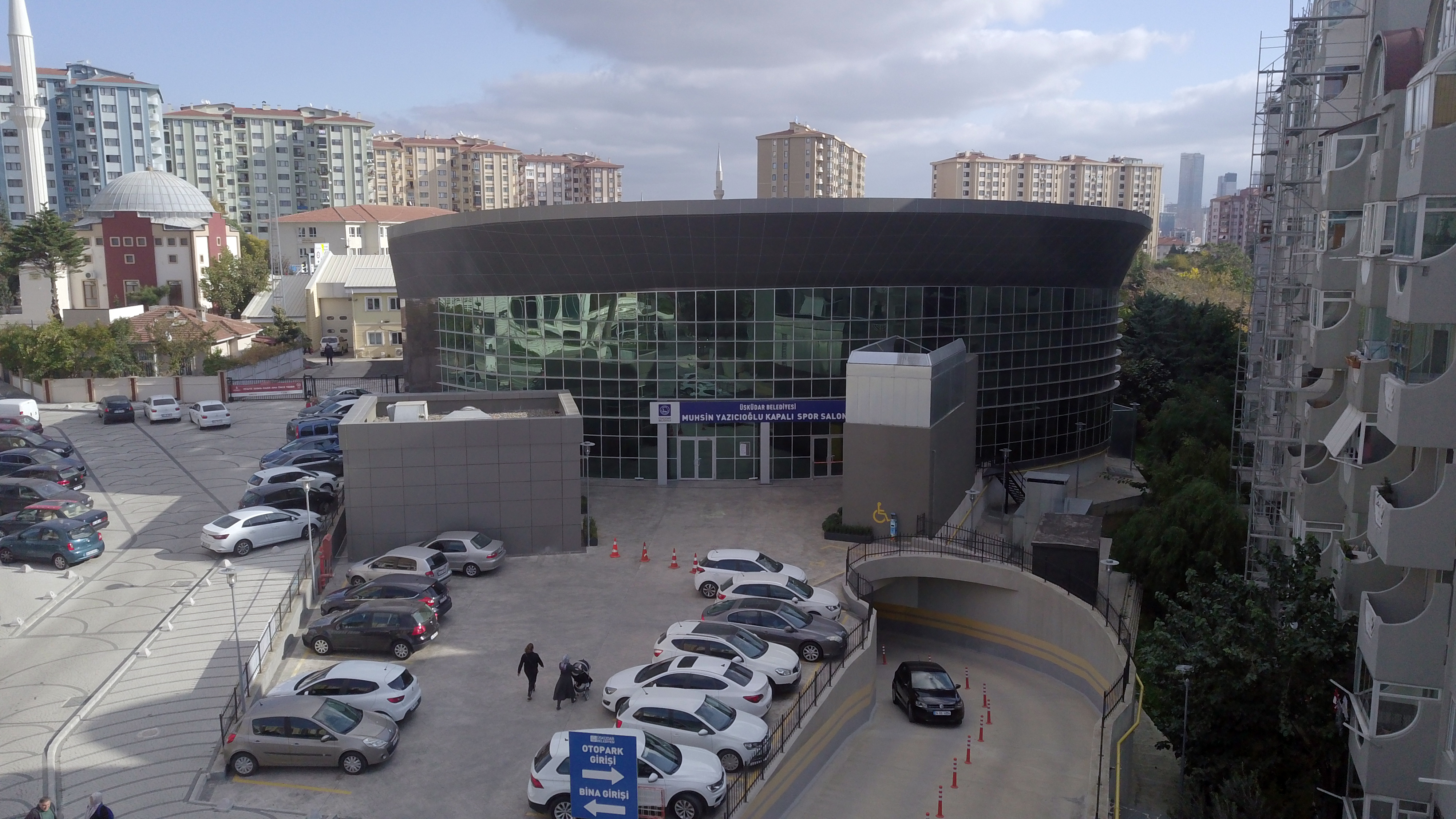 İstanbul İli Üsküdar Spor Salonu Yapim İşi